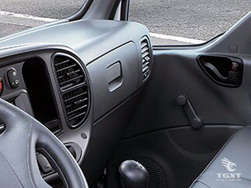 Xe Tải Hyundai New Mighty 110S 6T7 Thùng Bạt Bửng Nâng