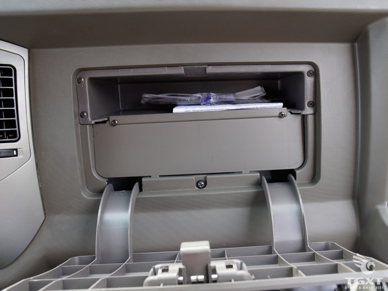 Xe Tải Teraco Tera250 2.5 Tấn Thùng Bạt