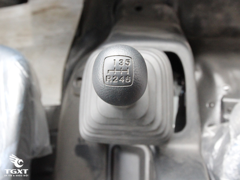 Xe Cẩu Hino FC9JLTA 4T1 Gắn Cẩu Unic URV345