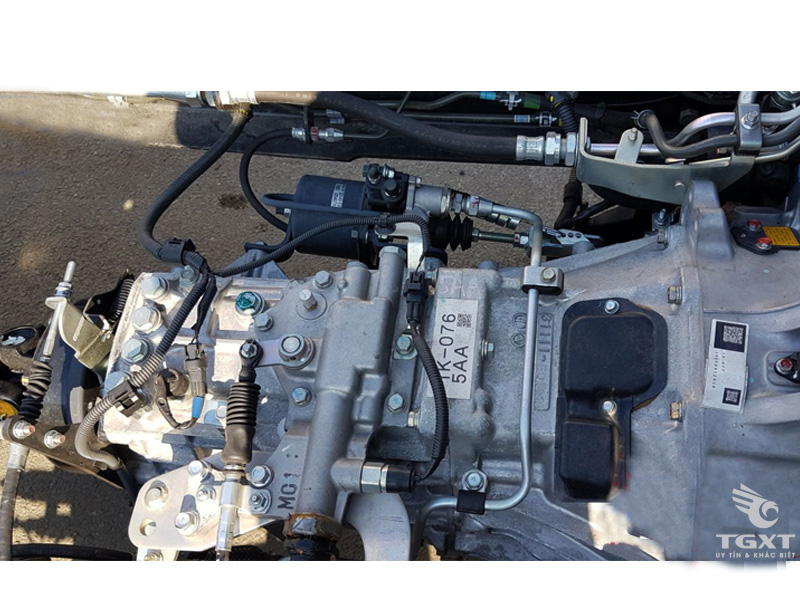 Xe Tải Hino FC9JJ7A 6.5 Tấn Thùng Bạt