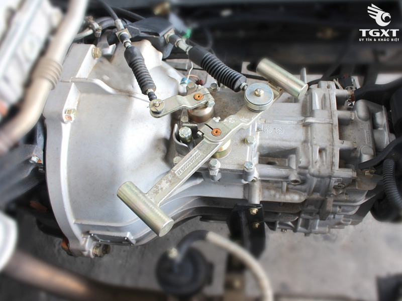 Xe Tải Veam VT651 6.2 Tấn Thùng Kín