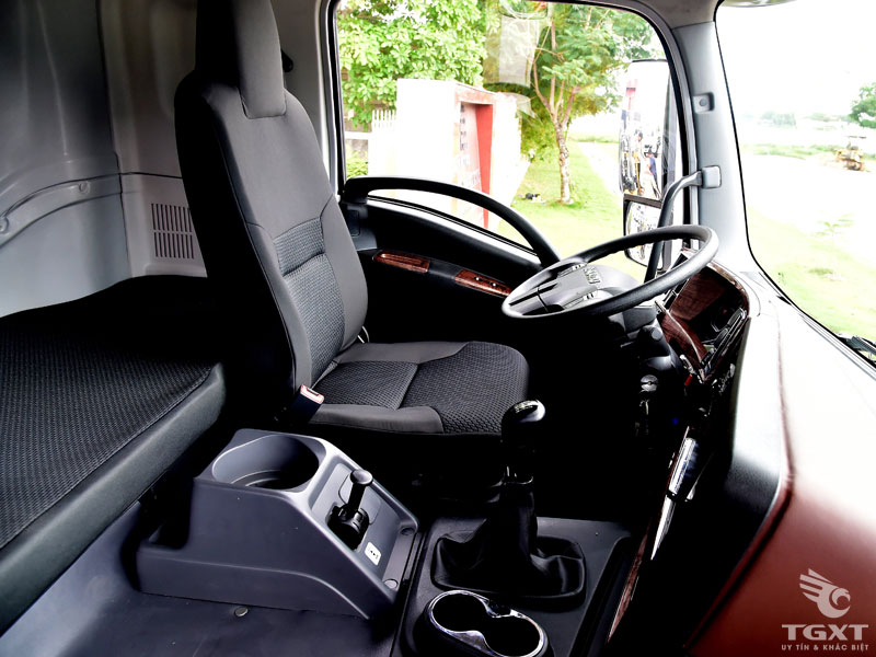 Xe Tải Isuzu Vĩnh Phát GINGA 17T9 4 Chân Thùng Bạt