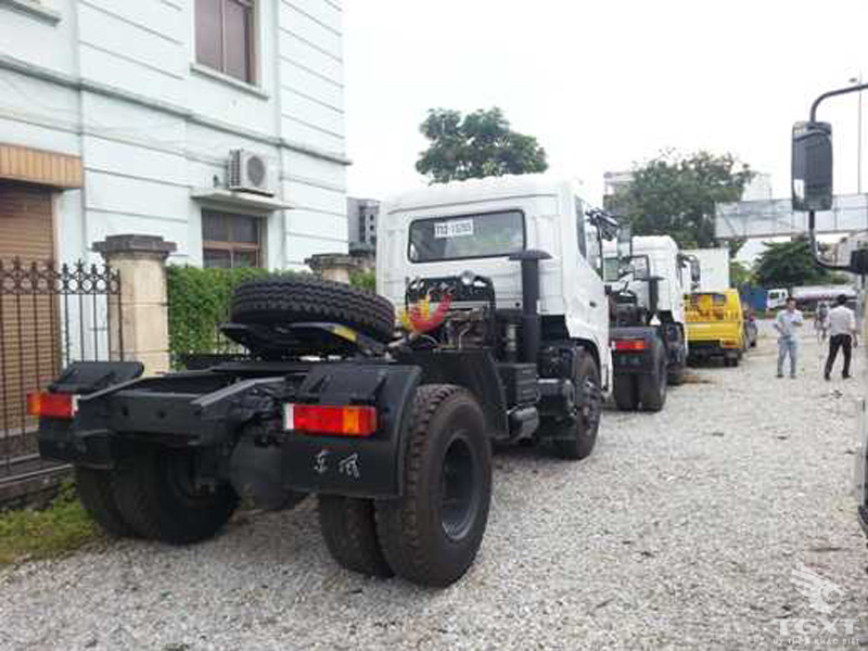 Xe Đầu Kéo Dongfeng 1 Cầu 260Hp