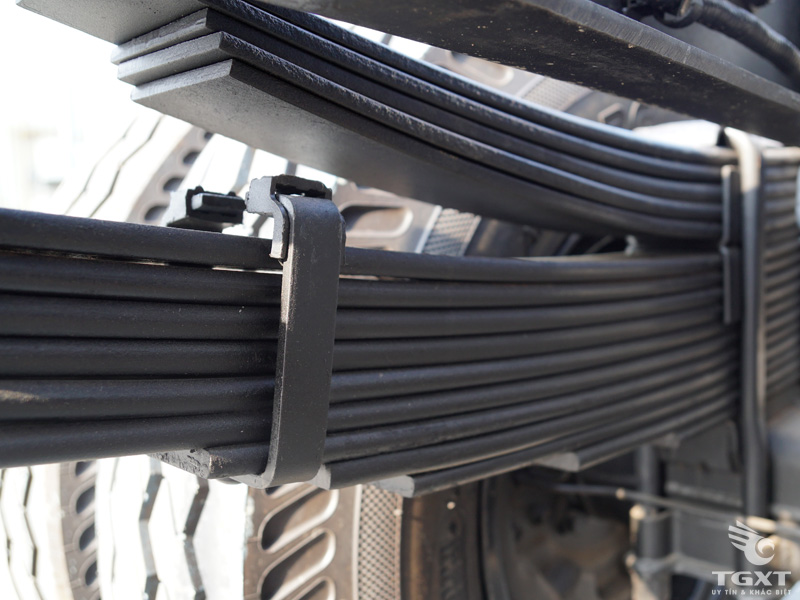 Xe Cẩu Hyundai HD320 11 Tấn Gắn Cẩu CSS300 12 Tấn 4 Khúc