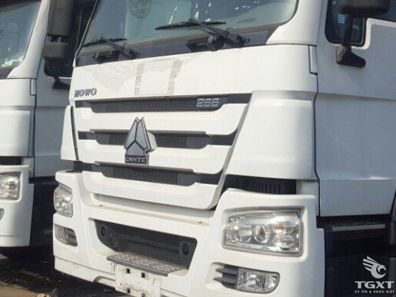 Xe Đầu Kéo Howo CNHTC 1 Cầu Máy 266Hp