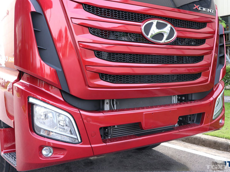 Xe Đầu Kéo Hyundai Xcient GT 440Ps