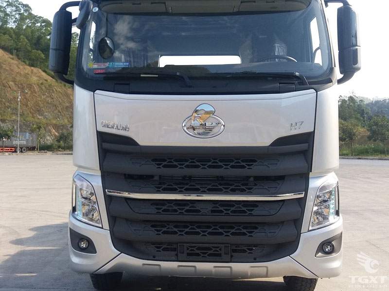 Xe Đầu Kéo ChengLong Hải Âu 400Hp 2 Cầu Cabin M7