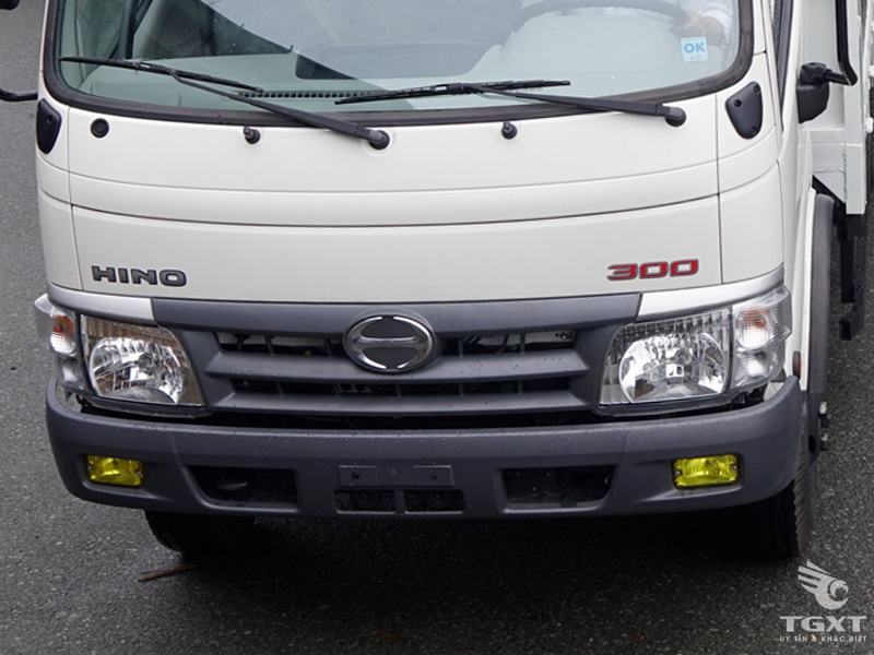 Xe Cẩu Hino Dutro 300 4 Tấn Gắn Cẩu Tadano TM-ZE263MH