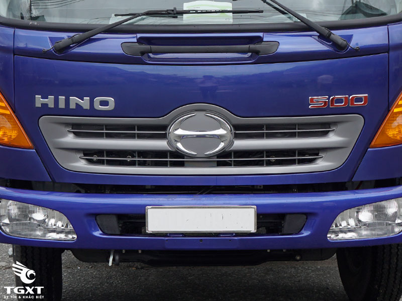 Xe Đông Lạnh Hino FC9JNTC 5.7 Tấn Thùng Dài 7m2