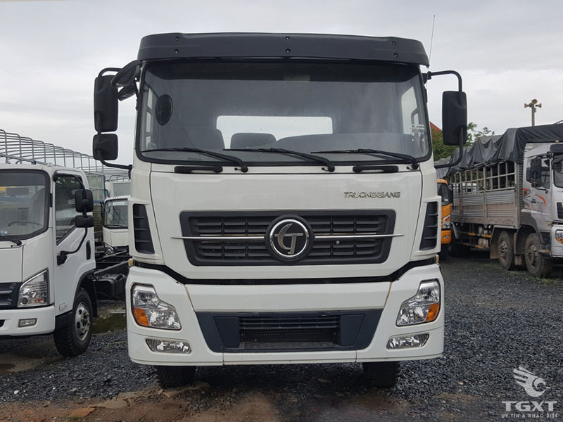 Xe Tải Trường Giang 18T7 Thùng Bạt