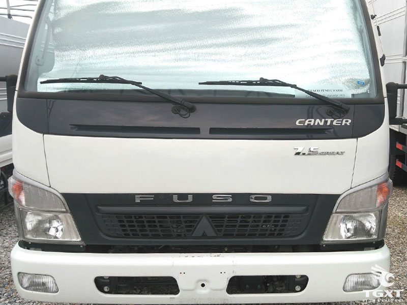 Xe Tải Fuso Canter 8.2HD 5 Tấn Thùng Bạt
