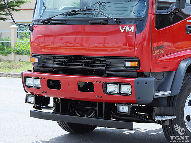 Xe Tải Vĩnh Phát FTR160 7 Tấn Chở Pallet Chứa Cấu Kiện Điện Tử