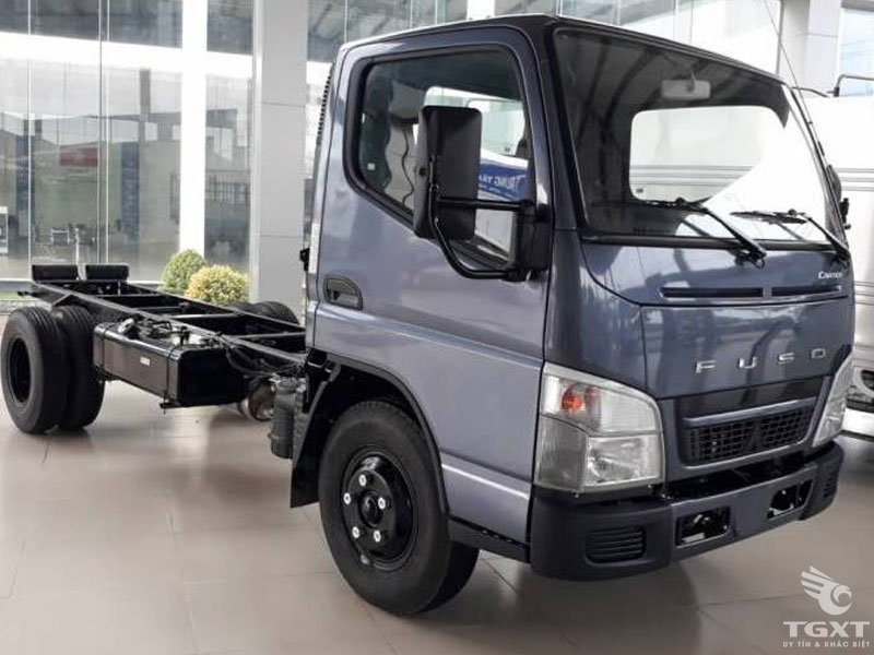 Xe Tải Fuso Canter 6.5 3.5 Tấn Thùng Bạt
