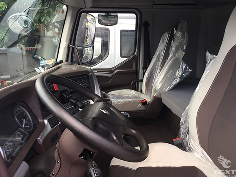 Xe Đầu Kéo Chenglong 385Hp Euro4 Cabin H7 Cầu Láp