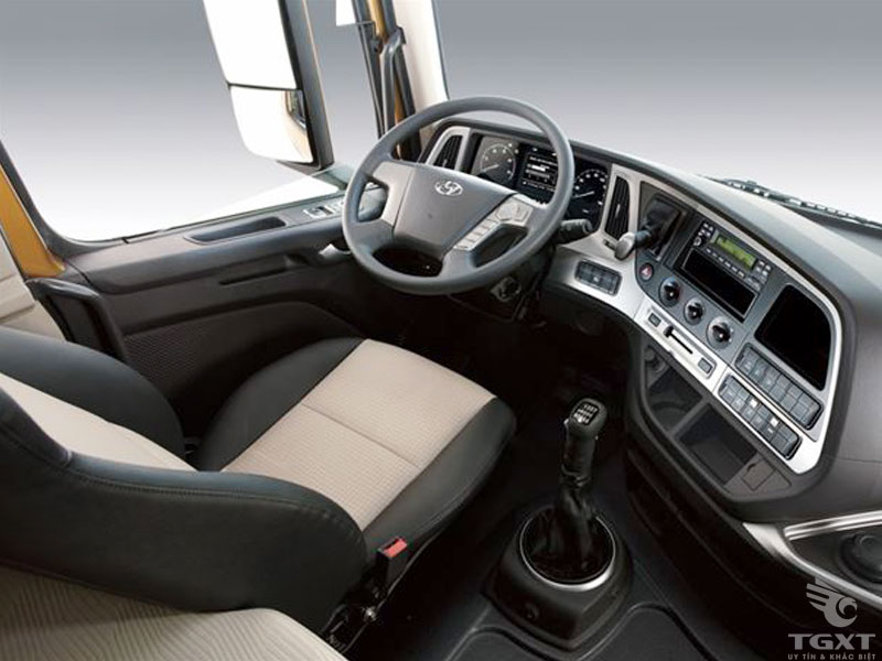 Xe Đầu Kéo Hyundai Xcient GT 440Ps