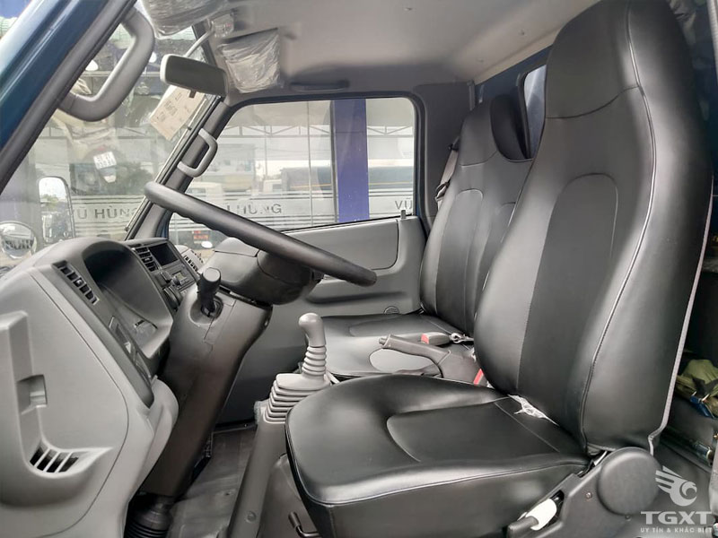 Xe Tải Đô Thành IZ200 2 Tấn Thùng Kín