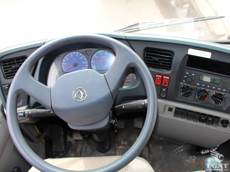 Xe Bồn Dongfeng 4 Chân 26 Khối Chở Thức Ăn Gia Súc