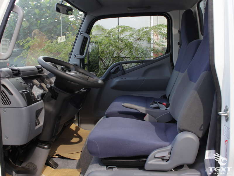 noi-that-xe-tai-Fuso-canmter4.7