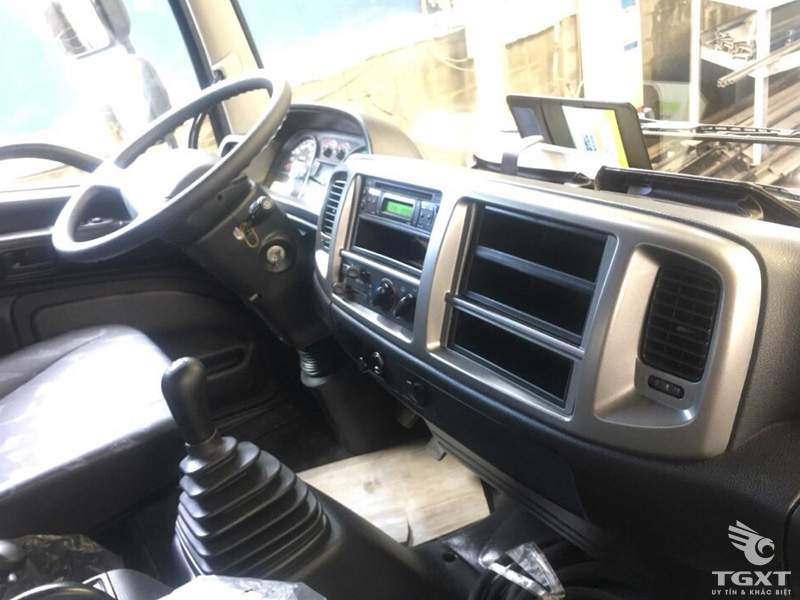 Xe Bồn Chở Xăng Dầu Hino FC9JETC 6 Tấn 8 Khối
