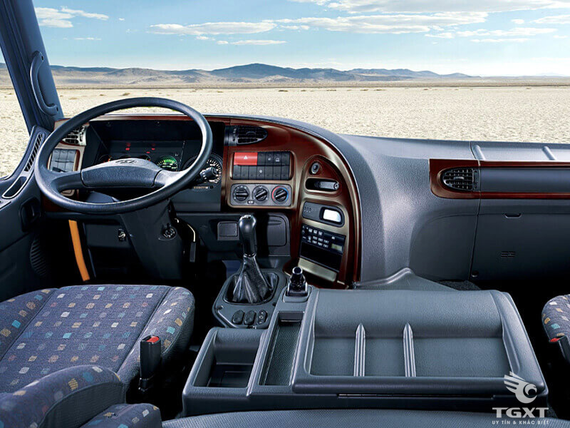 Xe Ben Hyundai Xcient 3 Chân Nhập Khẩu