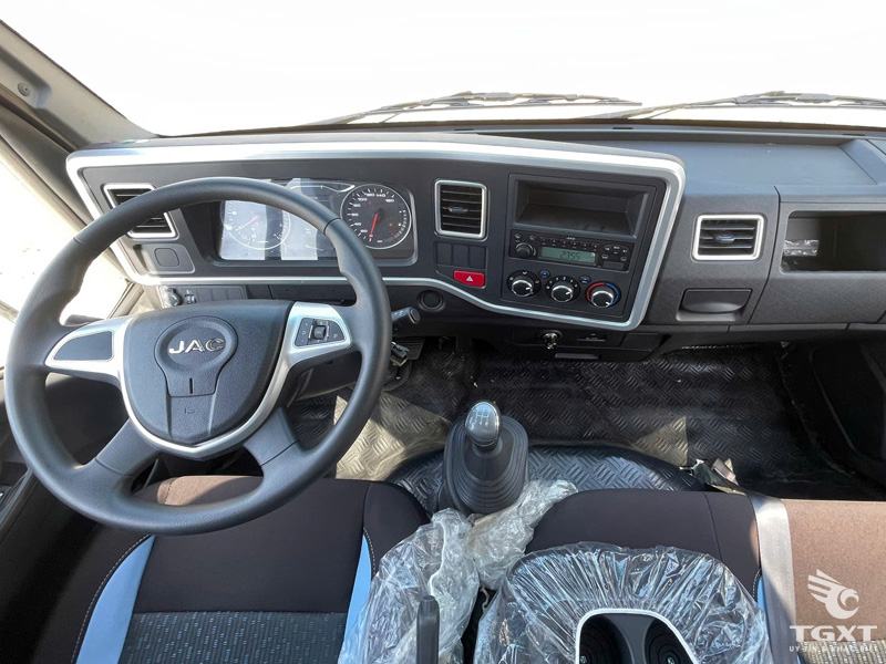 Giá Xe Tải Jac H200 E5 Thùng Bạt Tải Trọng 1.9 Tấn