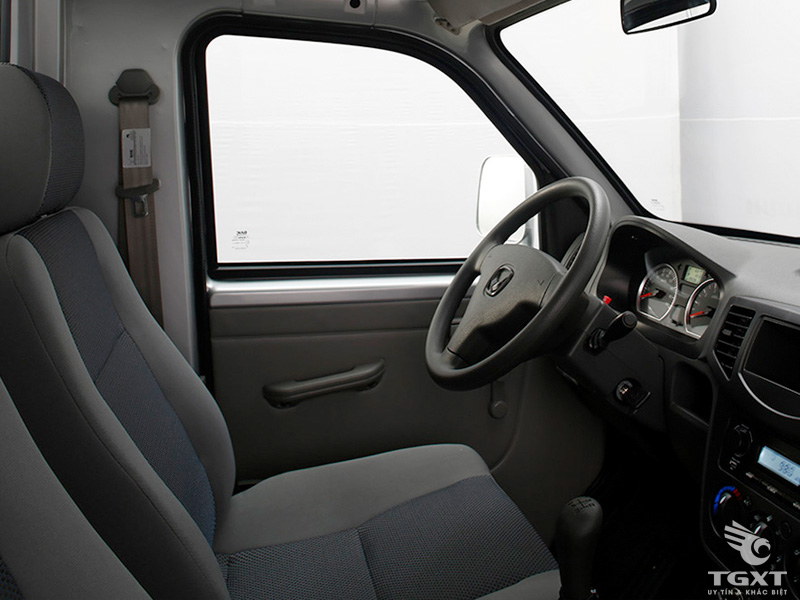 Xe Tải Kenbo Thùng Kín 900Kg