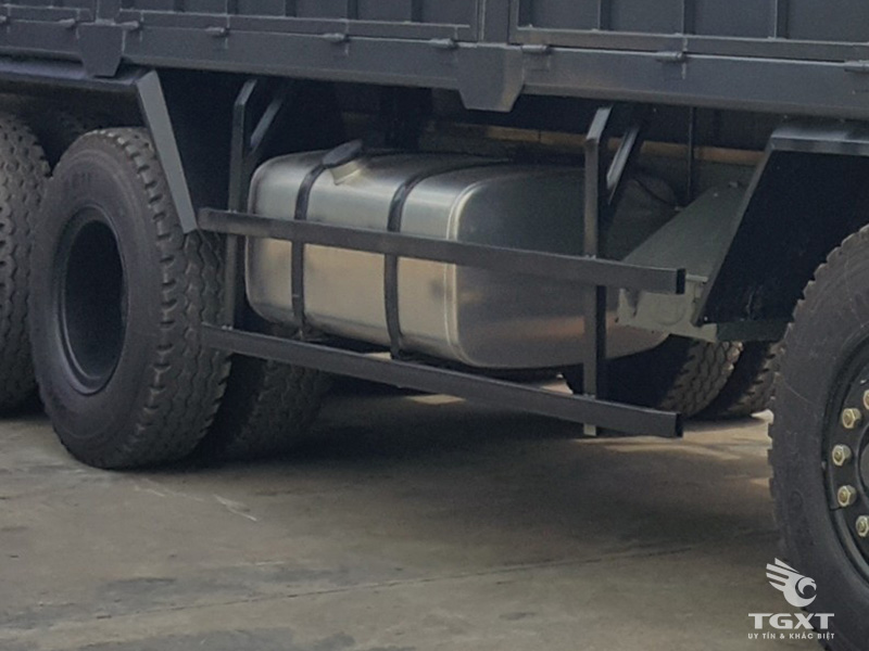 Xe Tải Howo 5 Chân Thùng Mui Bạt 22T3