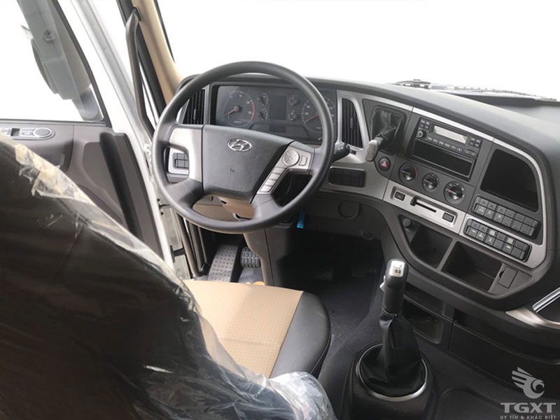 Xe Đầu Kéo Hyundai Xcient GT 440Ps