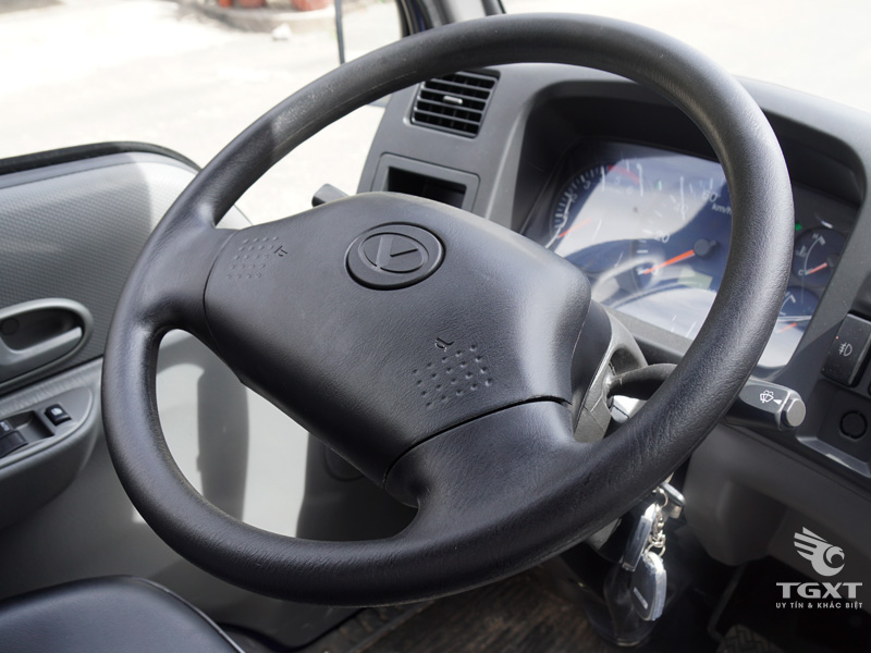 Xe Tải Đô Thành IZ49 2T4 Thùng Kín Gắn Bửng Nâng