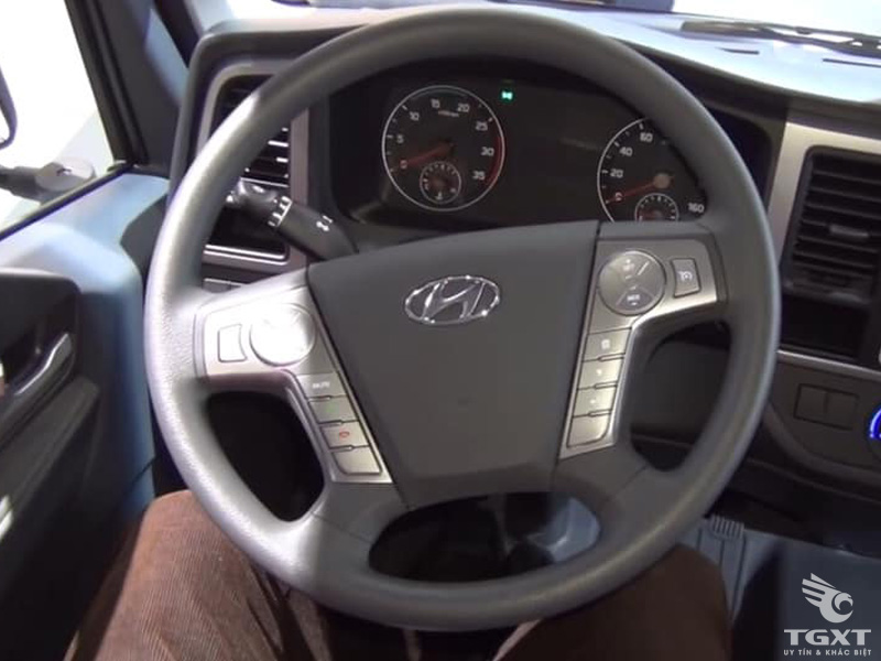 Xe Đông Lạnh Hyundai Mighty EX8L 6T6