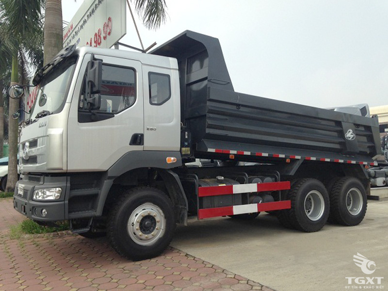 Xe Ben Chenglong 3 Chân 260hp Thùng Đúc