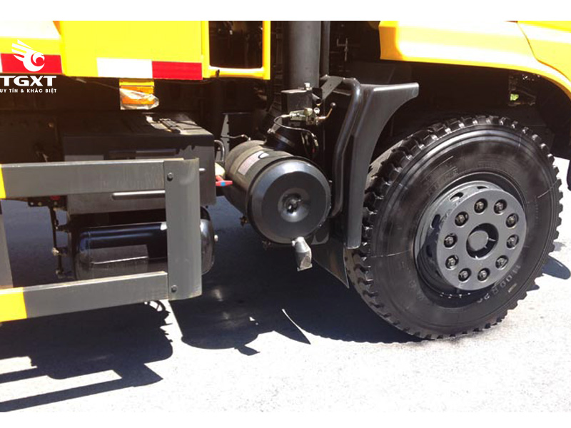 Xe Ben Dongfeng Hoàng Huy 3 Chân 13 Tấn