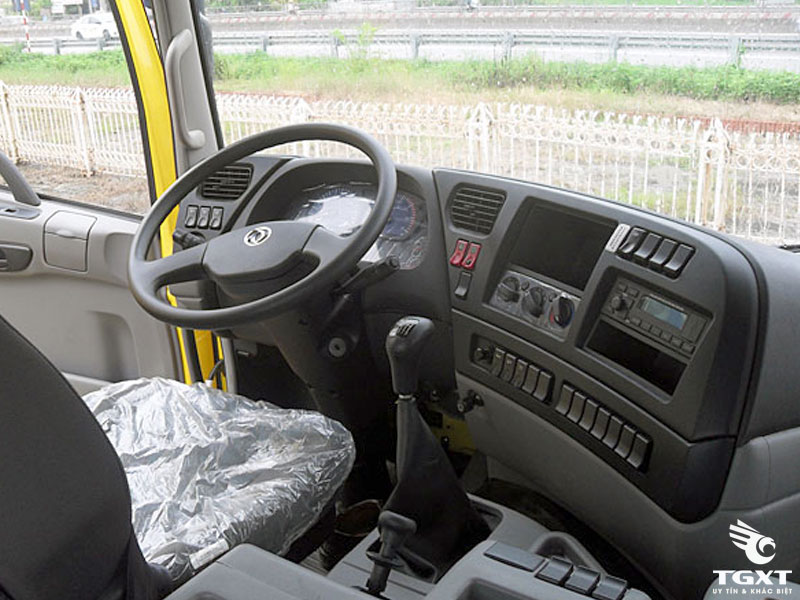 Xe Ben Trường Giang 2 Cầu 8T2 DFM TD8,5YC4X4