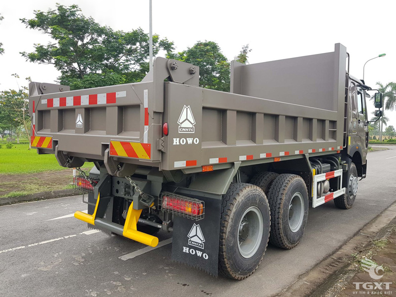 Xe Ben Howo 3 Chân 380Hp Euro5 12 Tấn