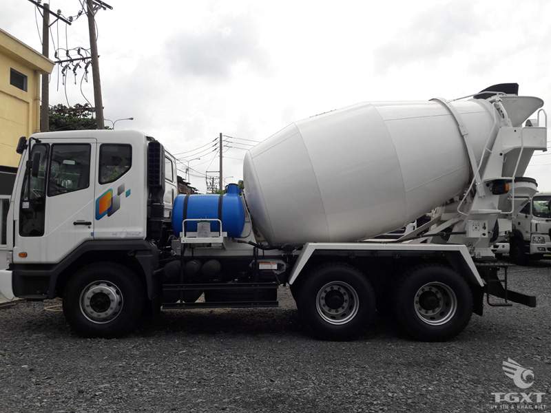 Xe Bồn Trộn Bê Tông Daewoo K4MVF 7 Khối