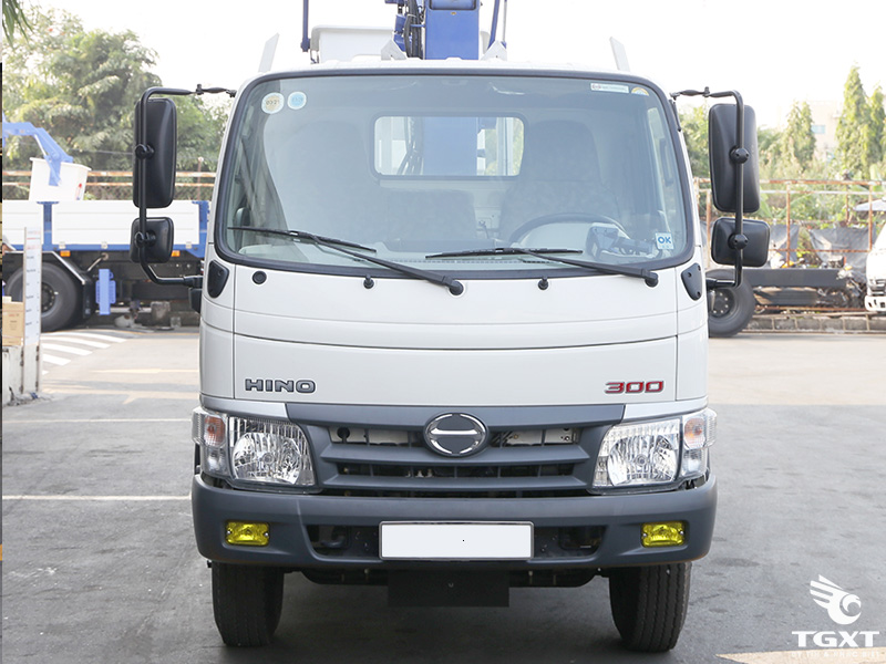 Xe Cẩu Hino Dutro 300 4 Tấn Gắn Cẩu Tadano TM-ZE263MH