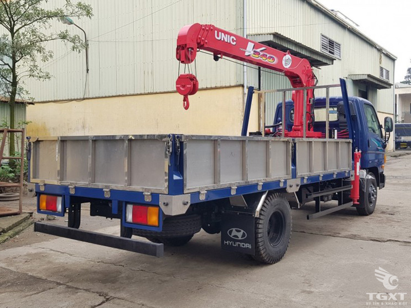Xe Cẩu Hyundai New Mighty 110SP 5T9 Gắn Cẩu Unic URV343