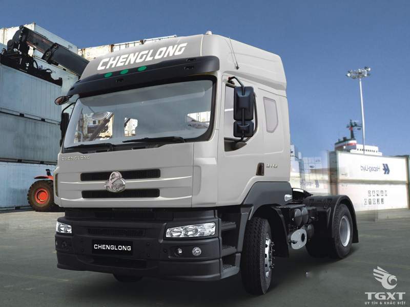 Xe Đầu Kéo Chenglong Hải Âu 2 Cầu 375HP