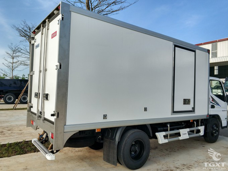 Xe Đông Lạnh Fuso Canter 4.99 1T9