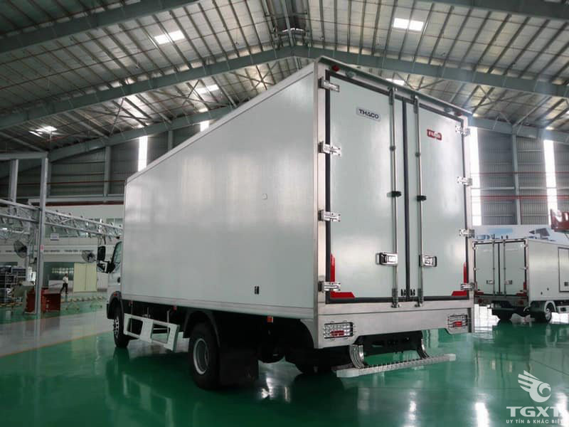 Xe Đông Lạnh Fuso 5.8 Tấn - FA 1014R
