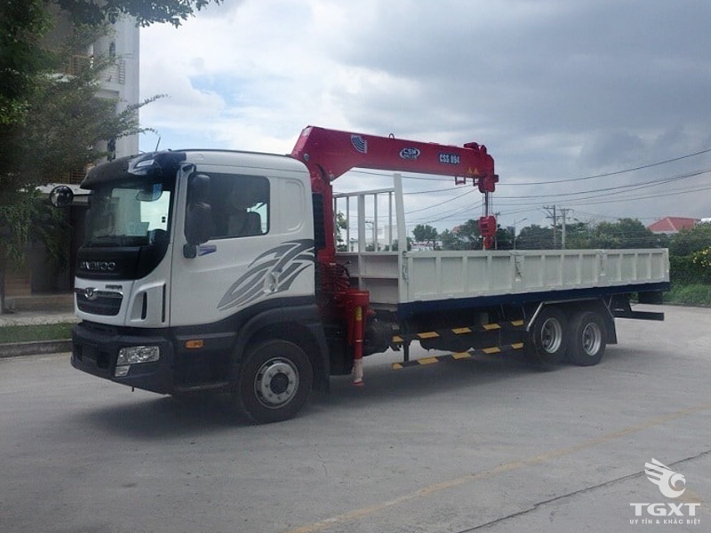 Xe Tải Daewoo 3 Chân 12 Tấn Gắn Cẩu Unic 3 Tấn 4 Khúc