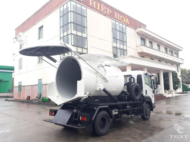 Xe Hút Chất Thải Isuzu FRR90HE4 3.34 Khối