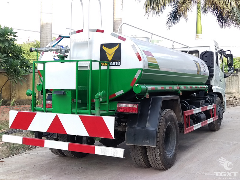 Xe Phun Nước Rửa Đường Dongfeng 9 Khối