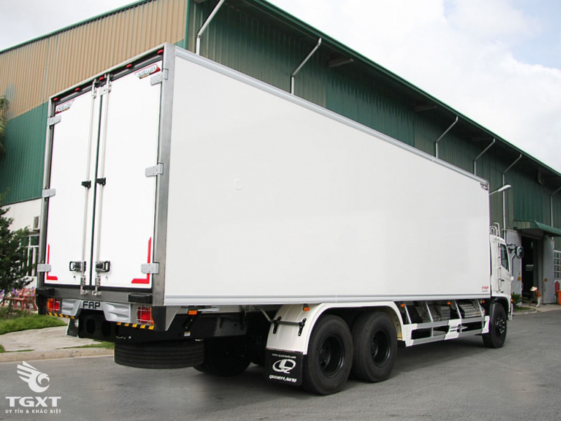 Xe Tải Hino FM8JW8A 15 Tấn Thùng Bảo Ôn
