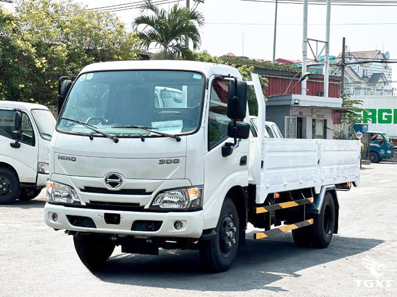 Xe Tải Hino XZU650L Euro 5 1.9 Tấn Thùng Lửng