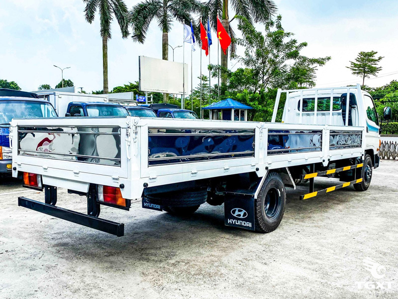 Xe Tải Hyundai Mighty W11SL 7 Tấn Thùng Lửng