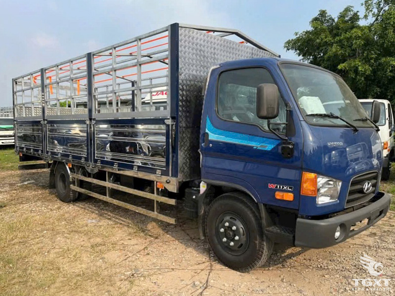Xe Tải Hyundai Mighty W11XL 7 Tấn Thùng Bạt