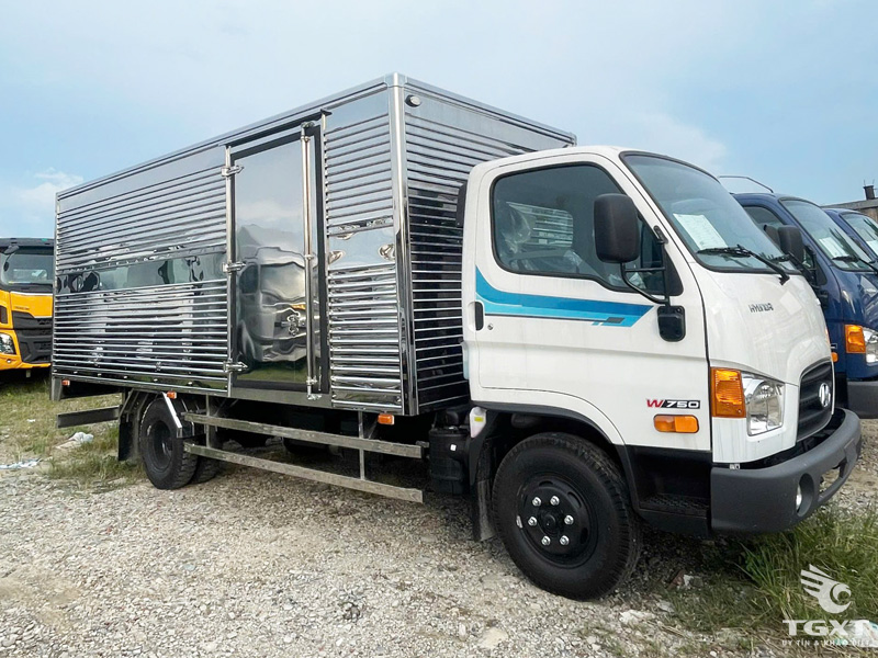 Xe Tải Hyundai Mighty W750 3.5 Tấn Thùng Kín