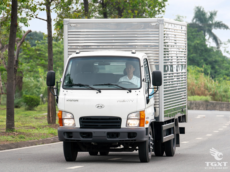 Xe Tải Hyundai New Mighty N500A 1.9 Tấn Thùng Kín