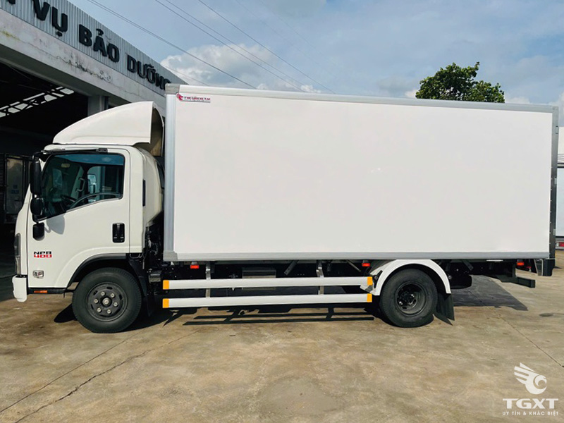 Xe Tải Isuzu NPR85KE5 3.5 Tấn Thùng Bảo Ôn